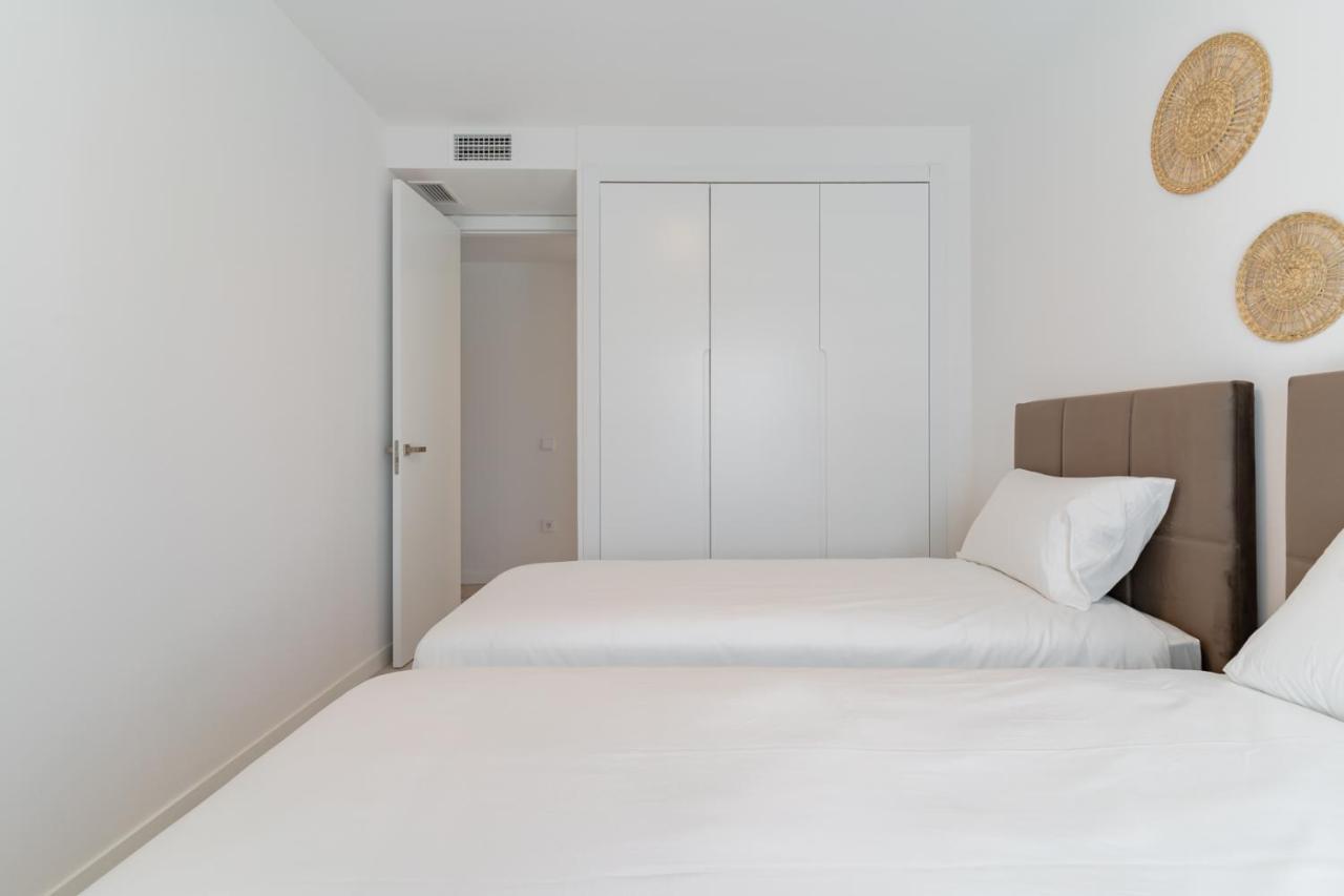 Cosy And Centrally Located Apartment In Estepona Exteriör bild